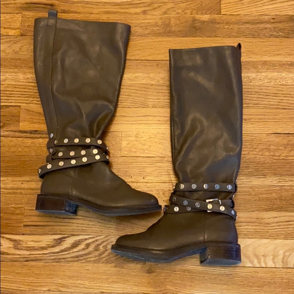 Leather boots